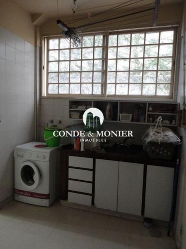 Piso 4 Ambientes Con Dependencia.