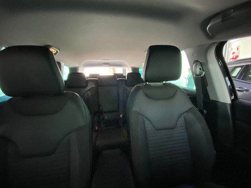 Imagen 14 de 15 de Jeep Commander Limited Negra Física 4x2 En Stock #13