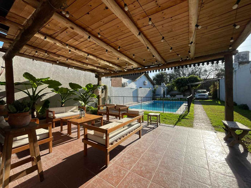 Venta Casa 7 Amb Con Pileta Y Parque Bella Vista