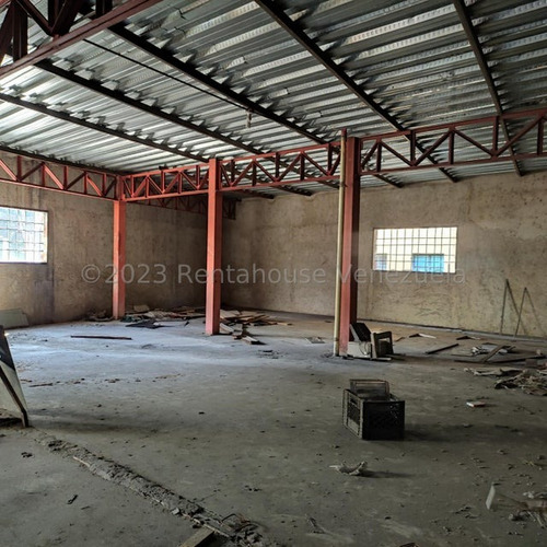 Local Comercial En Mezzanina 731 Mts!!! En Alquiler Petare I