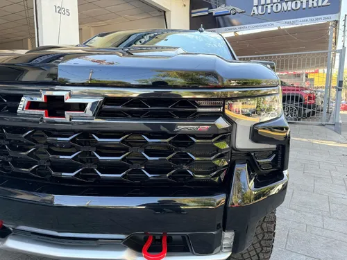 Chevrolet Cheyenne 6.2 Doble Cab Zr2 4X4 At