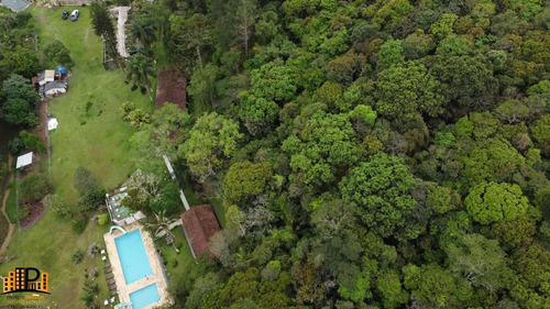 Imagem 7 de 30 de Chácara À Venda 63.000m2 Terreno, Área Construída 600m2 Piscina, Lago, Nascentes - Bairro Cachoeirinha À 4,5km Centro De Juquitiba/sp - Ch07786 - 70238401