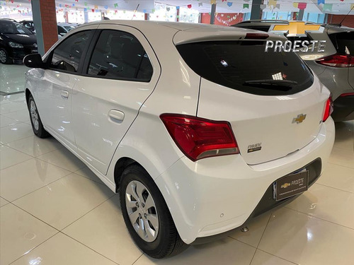 Chevrolet Onix 1.0 MPFI LT 8V FLEX 4P MANUAL