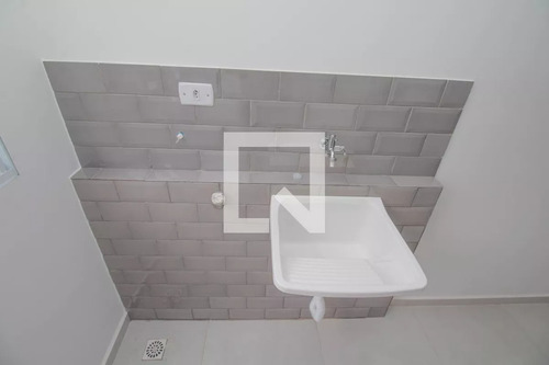 Apartamento Para Alugar Com 50m², 2 Quartos- Excelente Localização