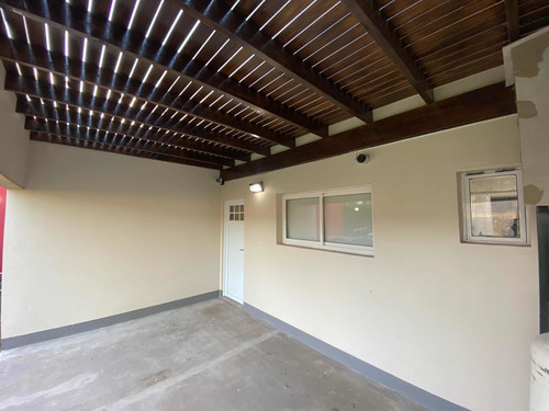 Dúplex A Estrenar De 3 Ambientes Muy Amplios De 120 Metros
