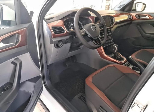 Volkswagen T-Cross 1.6 Highline At