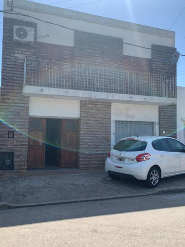 Ph En Venta - 3 Dormitorios 1 Baño - 148mts2 - Berisso