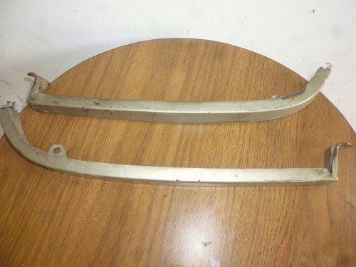 Filler Moldura Inferior Bigotes Faros Toyota Fortuner