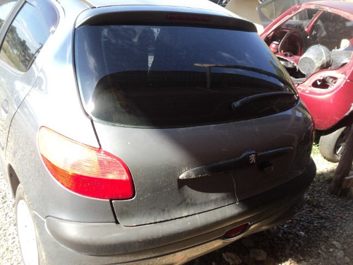Imagem 4 de 8 de Sucata Peugeot 206 1.0 16v 2002 Gas. 4 Porta - Rs Auto Peças