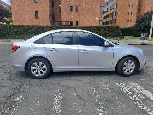 Chevrolet Cruze 1.8 Ls