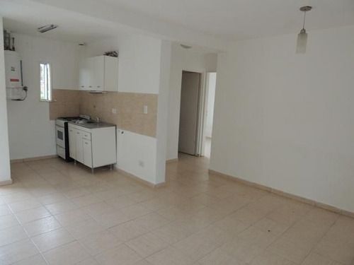 Imagen 5 de 10 de Departamento En Venta En Barrio Residencial Villa Kins