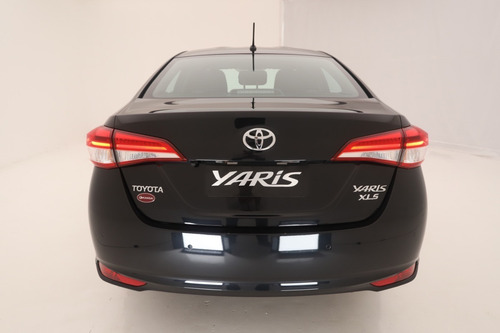 Imagen 19 de 25 de Toyota Yaris 1.5 Xls 4p Sedan Cvt My22