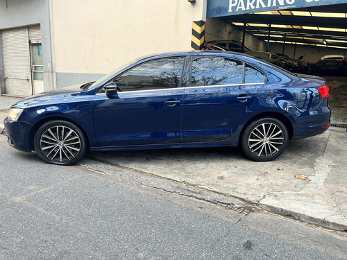 Volkswagen Vento 2.0 Sportline Tsi 200cv