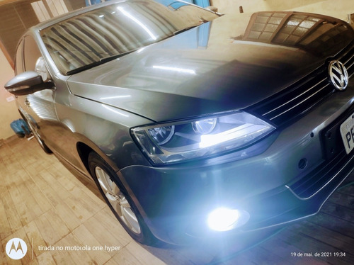 Volkswagen Jetta 2012 2.0 Comfortline Flex 4p Automática