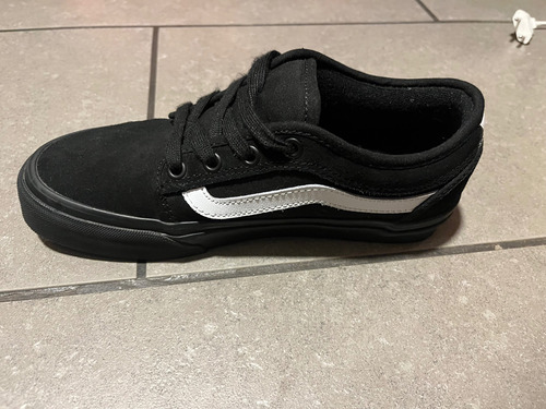 Zapatilla Skate Unisex Chukka Low Sidestripe Negro Vans (1u) (Usado)