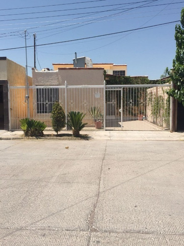 Imagen 10 de 10 de Casa En Excelente Ubicación A Excelente Precio!!