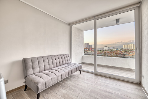 Edificio Lofty Vista Oriente Piso 4