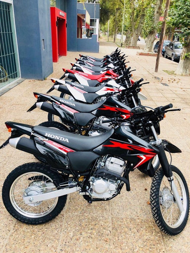 Imagen 7 de 18 de Honda Xr 250 Tornado Nueva Linea Paperino Srl