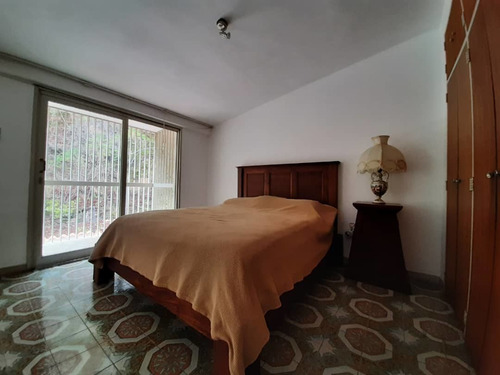 Imagen 21 de 25 de Se Vende Casa 430m2 5h+s/6b/8p Colinas De Santa Monica 5387