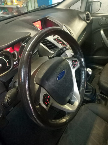 Ford Fiesta Kinetic Titanium