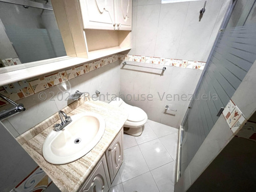 Apartamento En Alquiler, Las Mercedes #25-5812