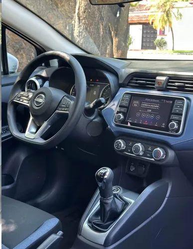 Nissan Versa 1.6 Advance Mt