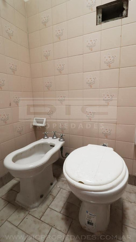 Casa 4 Ambientes Local - Villa Ballester