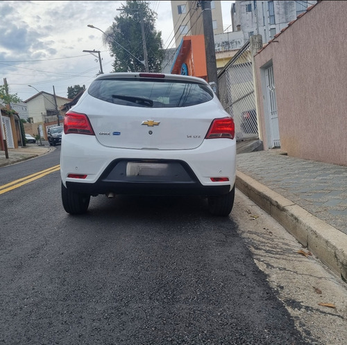 Chevrolet Onix 1.4 Ltz 5p