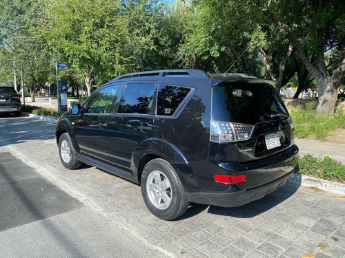 Imagen 4 de 15 de Mitsubishi Outlander 2009 2.4 L4 Es At