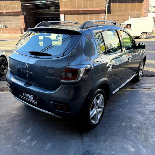 Renault Sandero Stepway 1.6 Dynamique 105cv