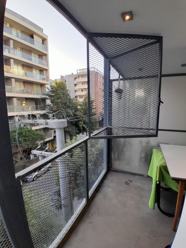 Se Vende Dpto 1 Dorm., Balcón, 3° Piso, A 2 Cuadras De Plaza