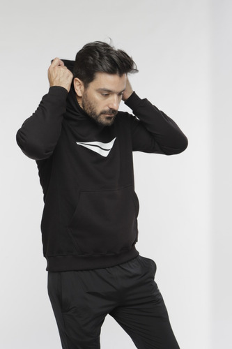 Imagen 4 de 8 de Buzo De Friza Canguro Con Capucha Penalty Hoodie
