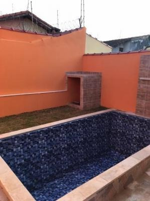 Imagem 6 de 10 de Linda Casa Com Piscina Em Itanhaém Não Perca!! 8882