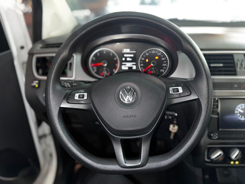 Volkswagen Fox 1.6 MSI TOTAL FLEX CONNECT 4P MANUAL