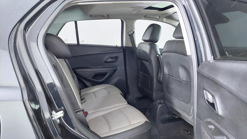 Imagen 10 de 23 de Chevrolet Tracker 1.8 Ltz+ Awd At 140cv - 189182