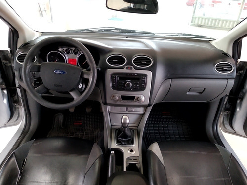 Ford Focus Clx Plus Extra Full