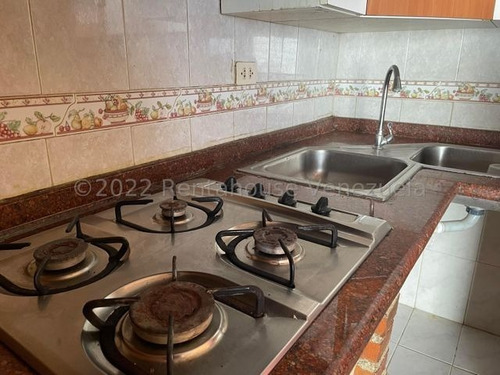 Imagen 8 de 30 de Apartamento En Venta Este Barquisimeto, Cerca De Avenida Abogados, Amplio Patio, Info. 0424-5325471, Codigo 22-22704 Mf