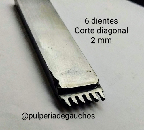Imagen 2 de 2 de Herramienta Tenedor Marcador Puntadas Cuero 2 Mm 6 Dientes