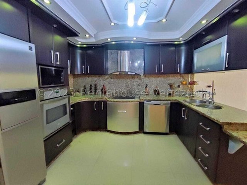 Imagen 2 de 23 de Espectacular Townhouse En Venta Urb. Los Girasoles Maracay 23-19053 Ejc