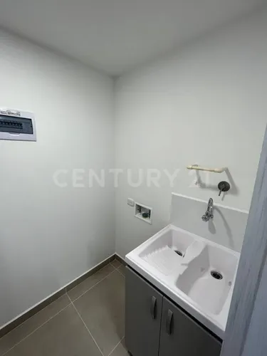 Arriendo Aprtamento En El Poblado Castropol