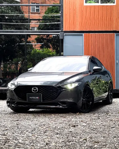 Mazda 3 Grand Touring B2+