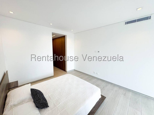 Apartamento En Alquiler En Las Mercedes 25-23399