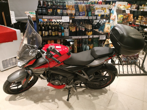 Bajaj Rouser Ns 200