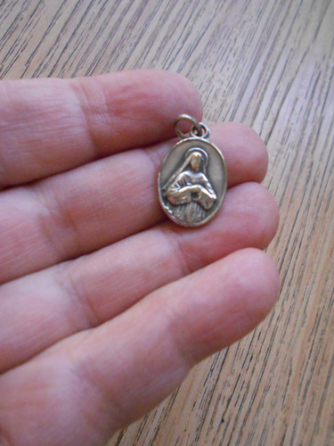 Medalla Reliquia Religiosa De Santa María Micaela (Usado)