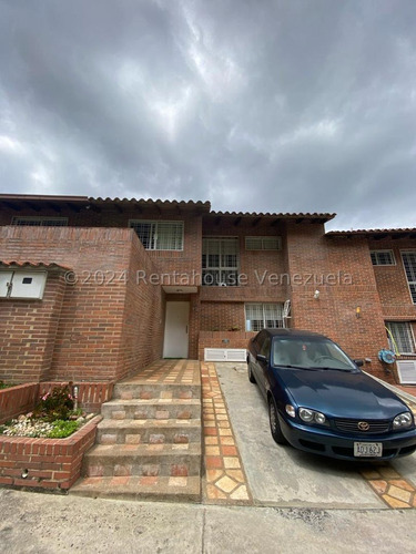 Townhouse En Venta Loma Linda - 10/02