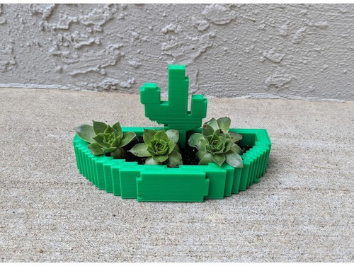Maceta Cactus 8 Bit. Diseño 2018