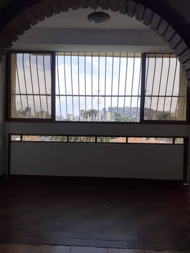 Imagen 6 de 13 de Best House Alquila Apartamento En La Avenida Bolivar