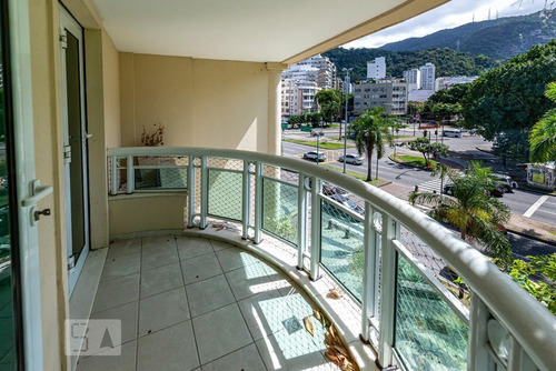 Apartamento À Venda - Leblon, 2 Quartos, 90 - S893133372
