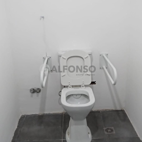 Excelente Local Comercial A Estrenar En Barracas