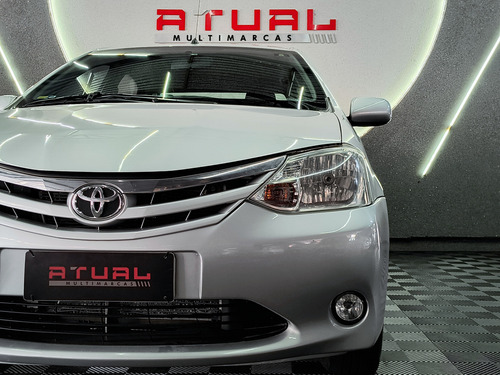 Toyota Etios Etios Sedan XLS 1.5 (Flex)